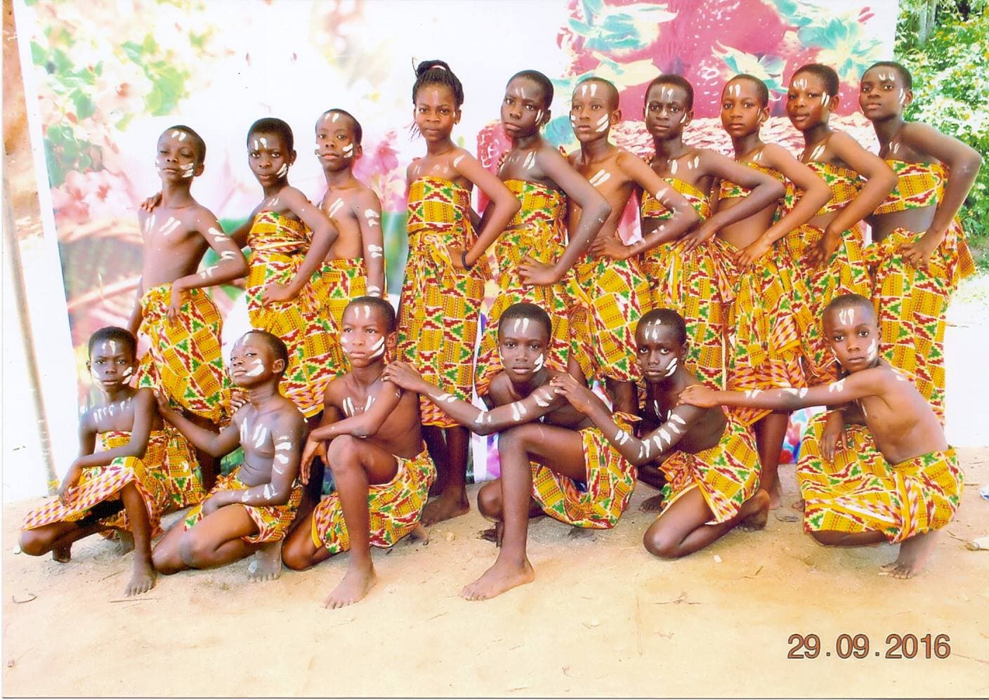 Comfort Academy cultura troupe